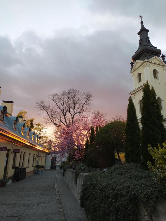 Guest House "Arkhistratyg" Lviv Exterior foto