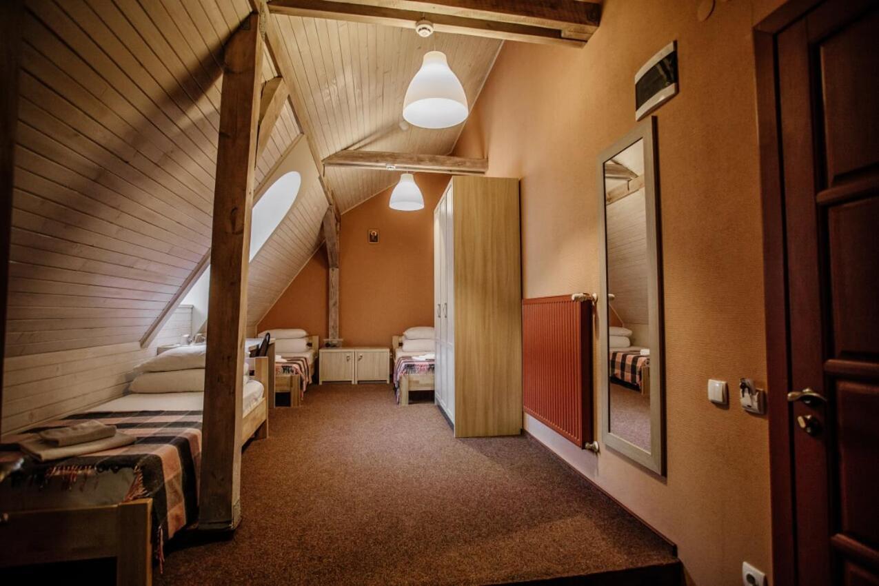 Guest House "Arkhistratyg" Lviv Exterior foto