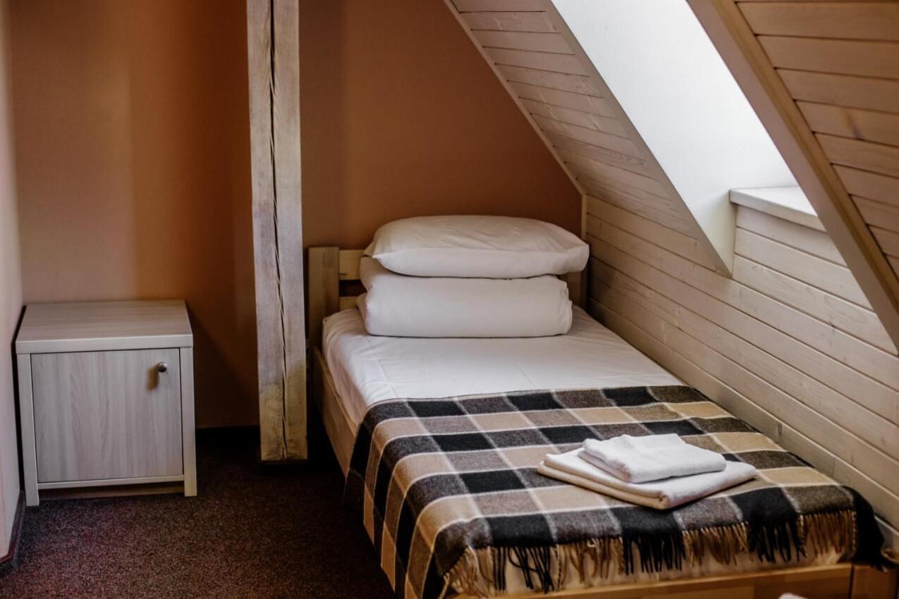 Guest House "Arkhistratyg" Lviv Exterior foto