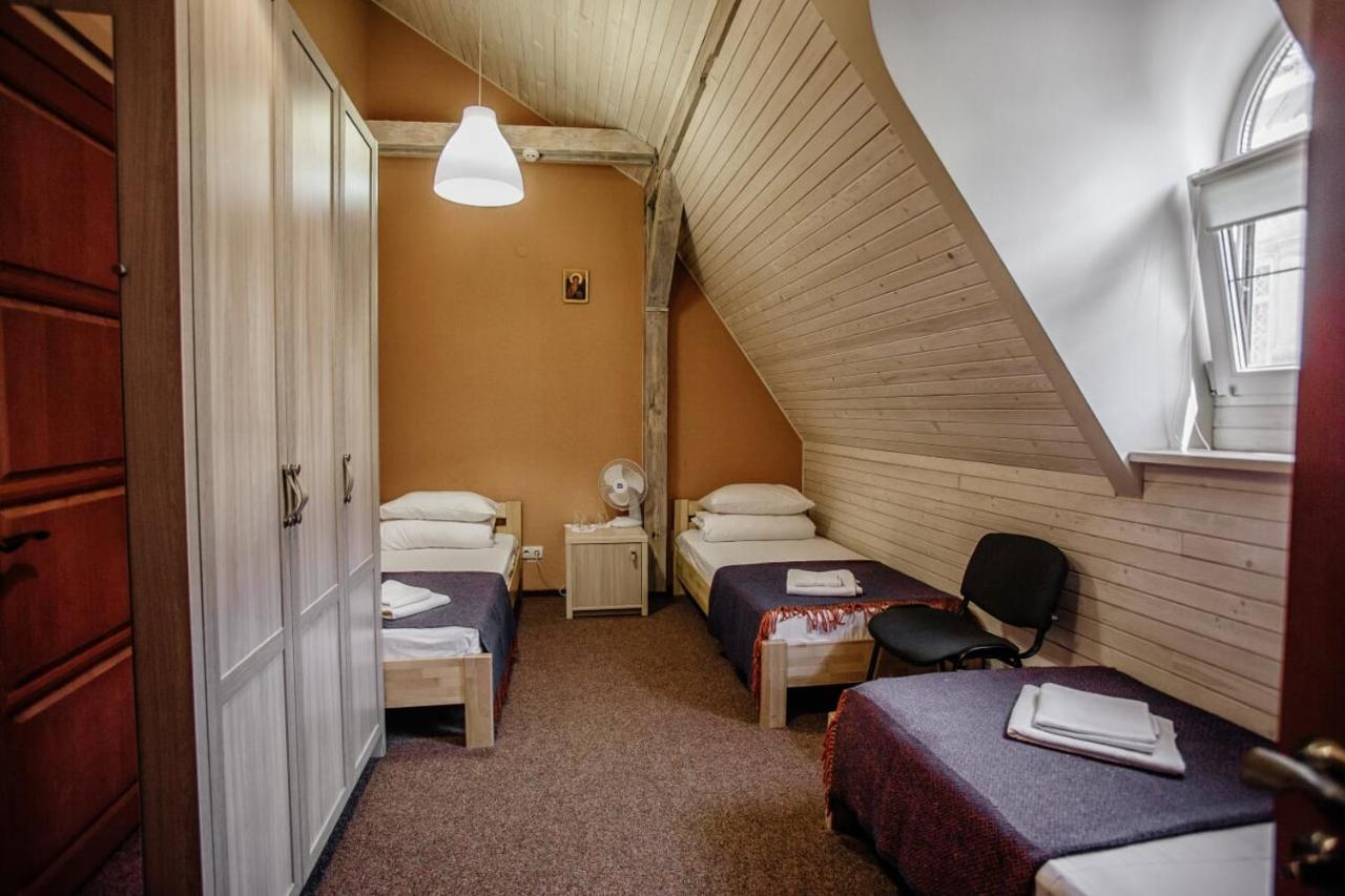 Guest House "Arkhistratyg" Lviv Exterior foto