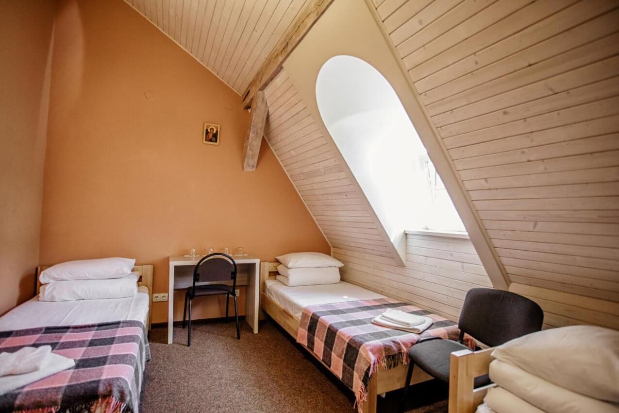Guest House "Arkhistratyg" Lviv Exterior foto