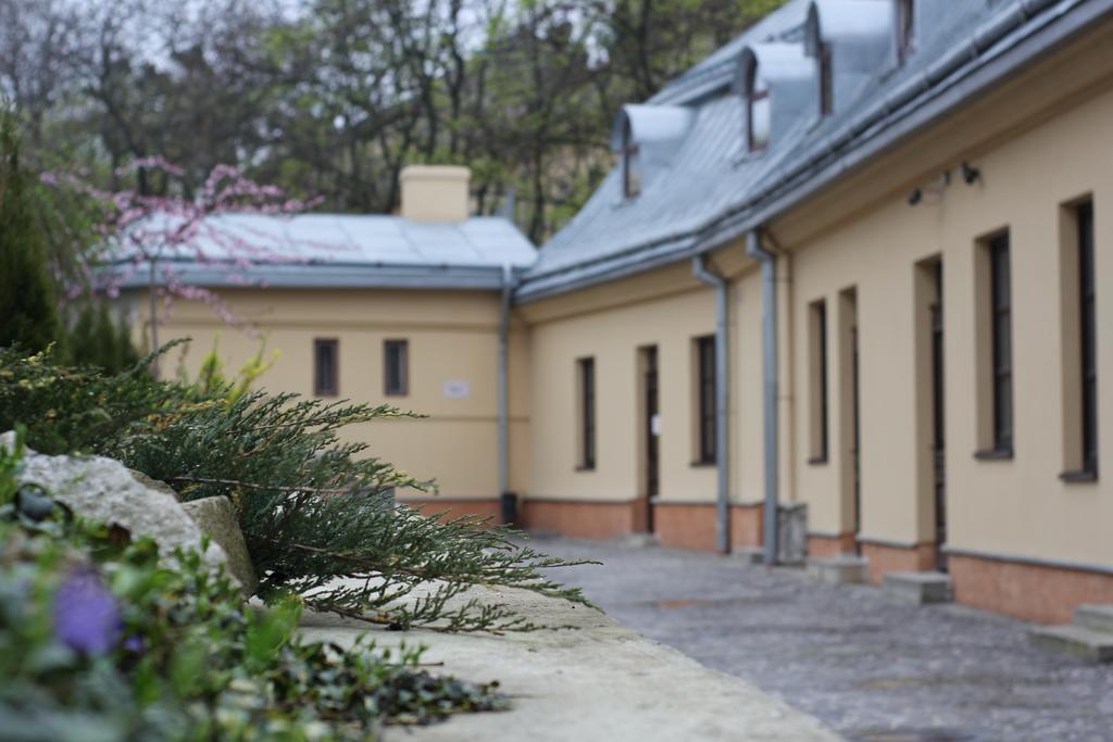 Guest House "Arkhistratyg" Lviv Exterior foto
