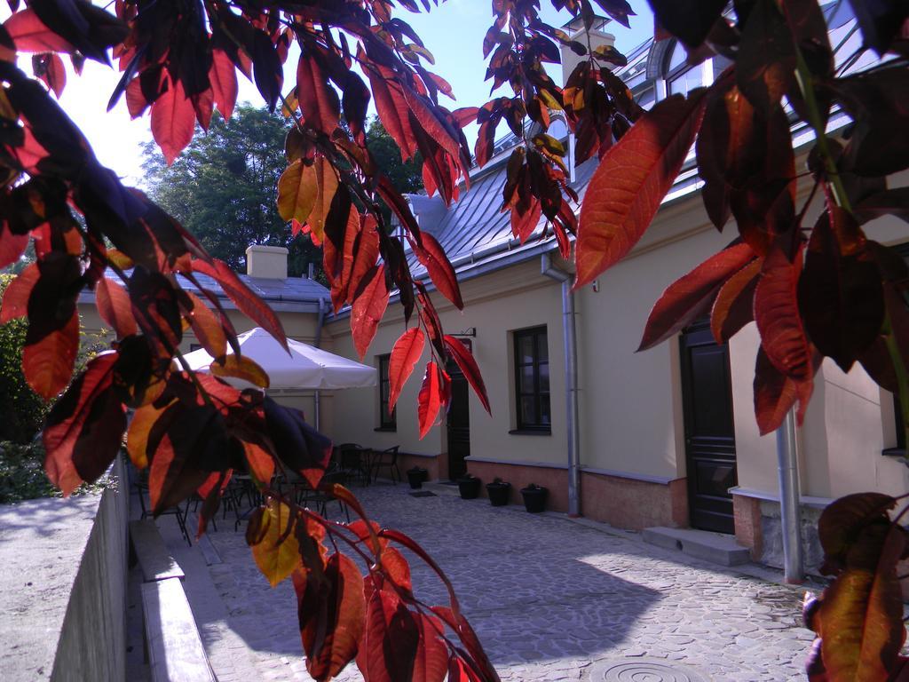 Guest House "Arkhistratyg" Lviv Exterior foto