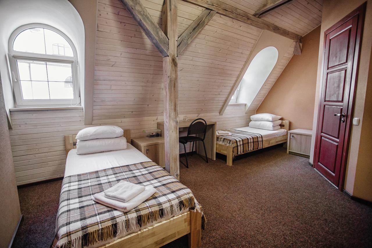 Guest House "Arkhistratyg" Lviv Exterior foto