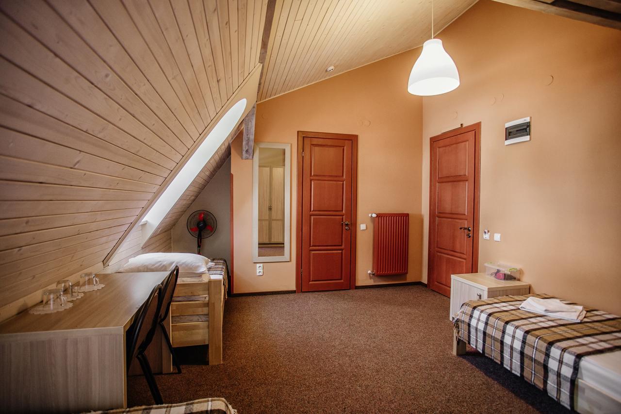 Guest House "Arkhistratyg" Lviv Exterior foto